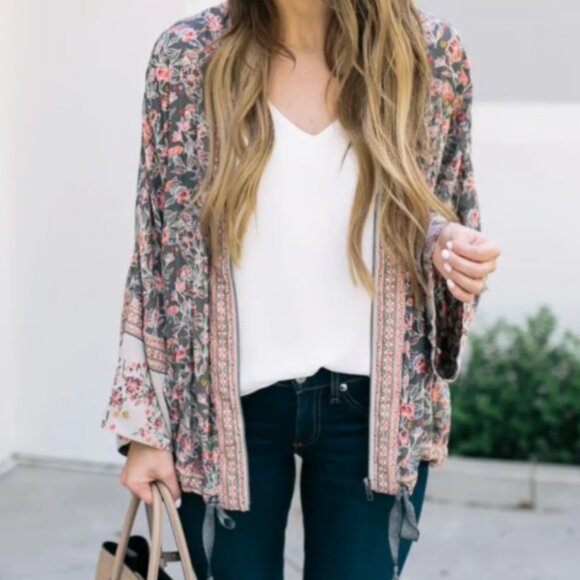 Free People Wildflower Boho Kimono - Size M/L - Picture 2 of 8